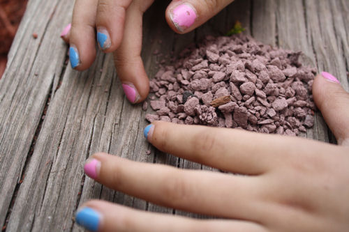 dirtyfingers India's Hands by Salome Gonzalez